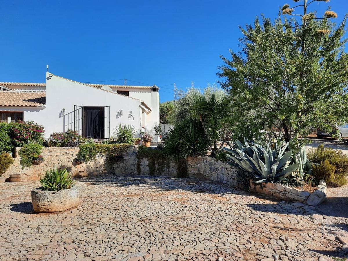 Hacienda La Buena Vida B&B En Appartementen Casita La Bruja Algarinejo Esterno foto